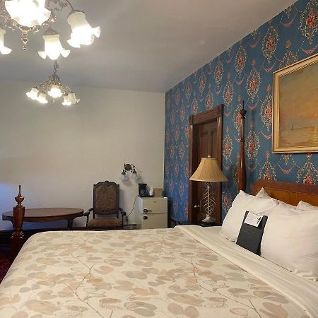 Отель Manresa Castle Порт-Таунсенд Экстерьер фото