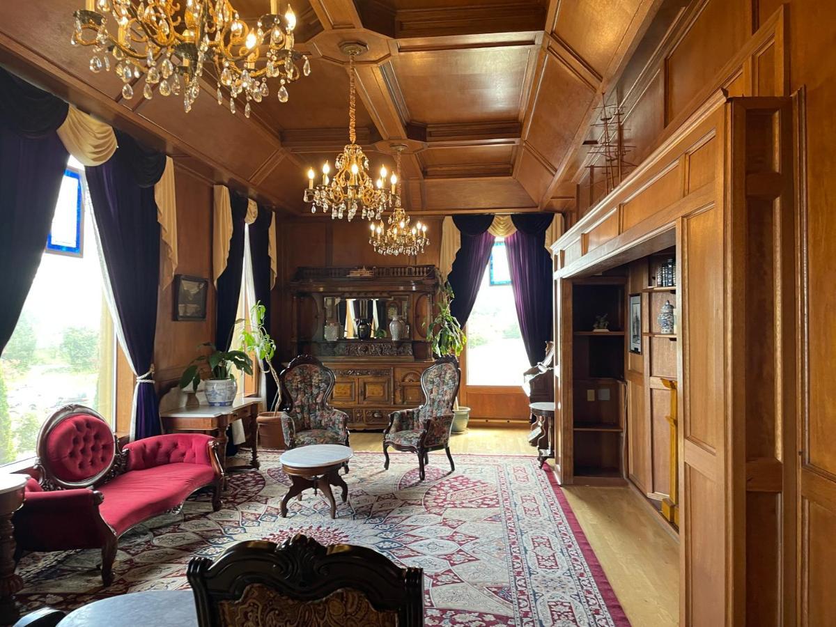 Отель Manresa Castle Порт-Таунсенд Экстерьер фото